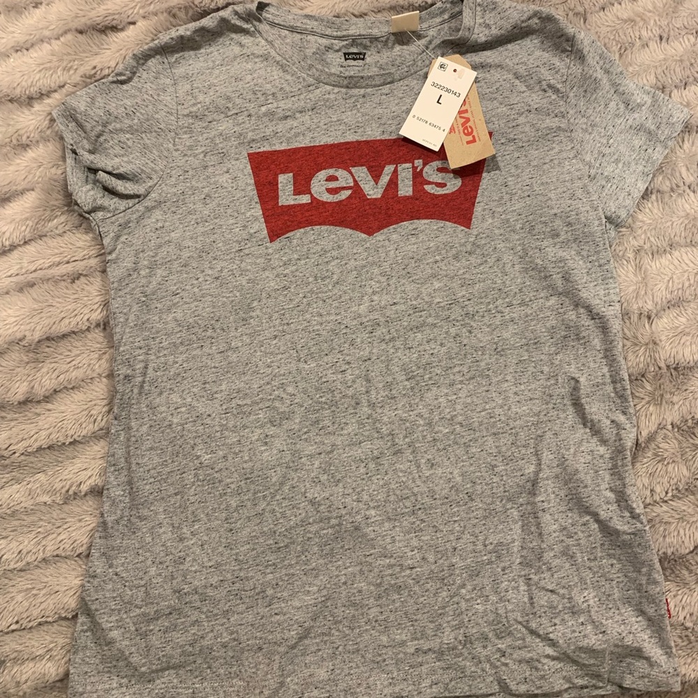 Levi’s shirt